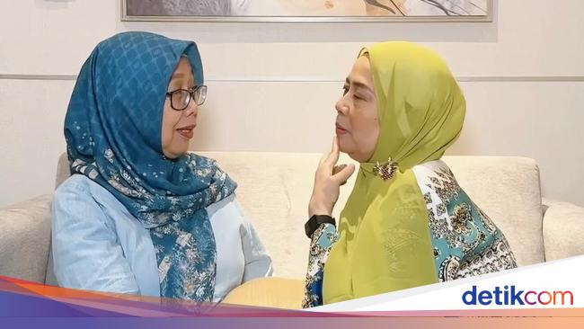 Keakraban Dewi Yull dengan Besan, Kalau Sudah Ketemu Lupa Waktu